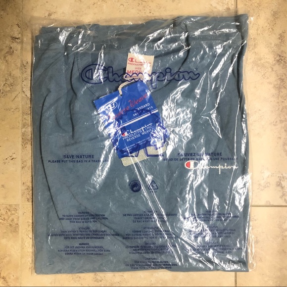 Champion Reverse Weave Small Script Logo Tee - Picture 6 of 6